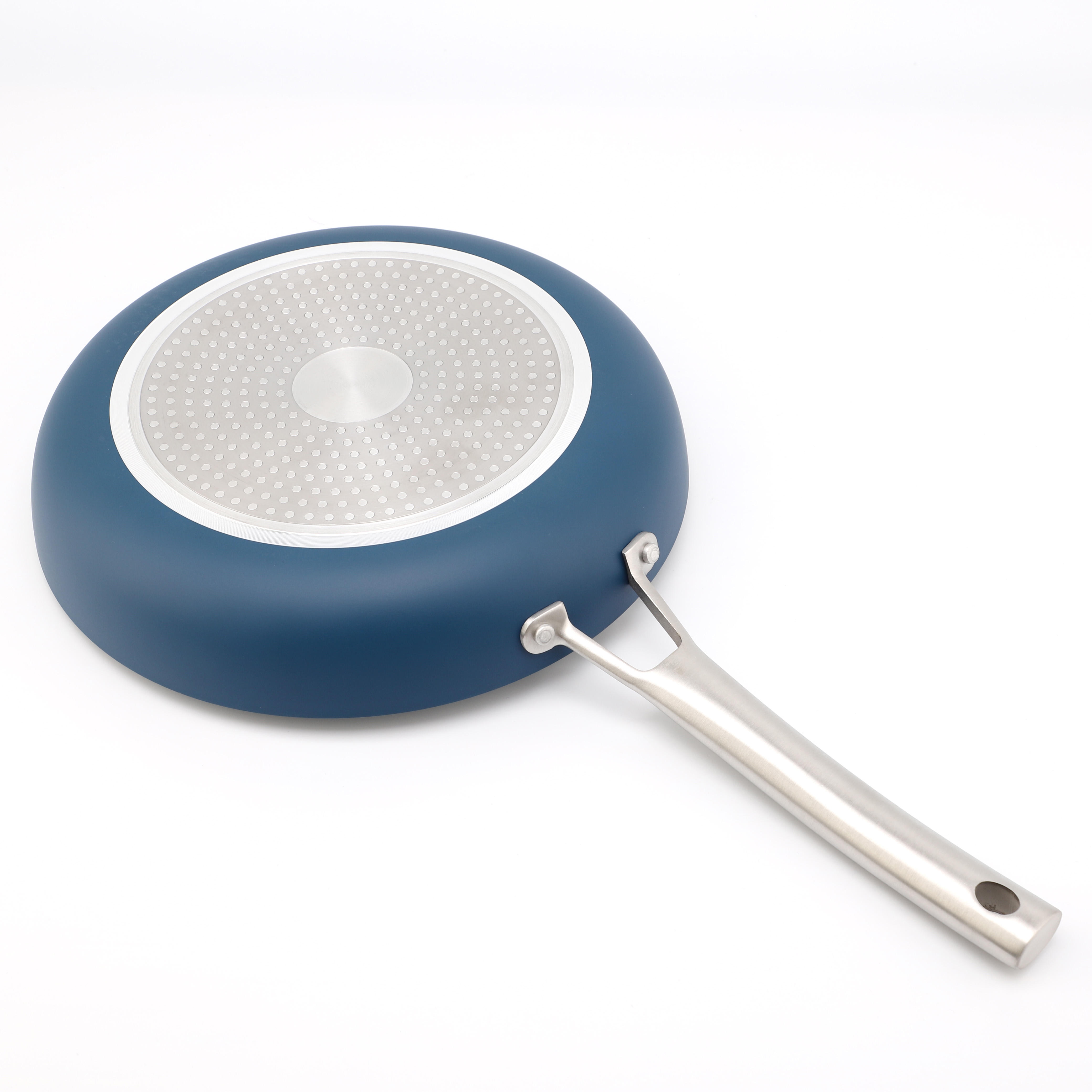 Factory Wholesale 20/24/26/28/30 cm Frying Pan for Cooking Non Stick Coating Die Casting Aluminum Skillet With Cast Steel Handle