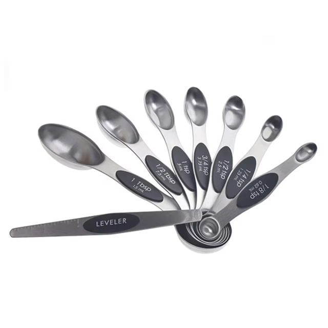 Custom hot selling Magnetic Measuring Spoons Set/Double End Design for Dry And Liquid/kitchen accessories gadget metal set of 8