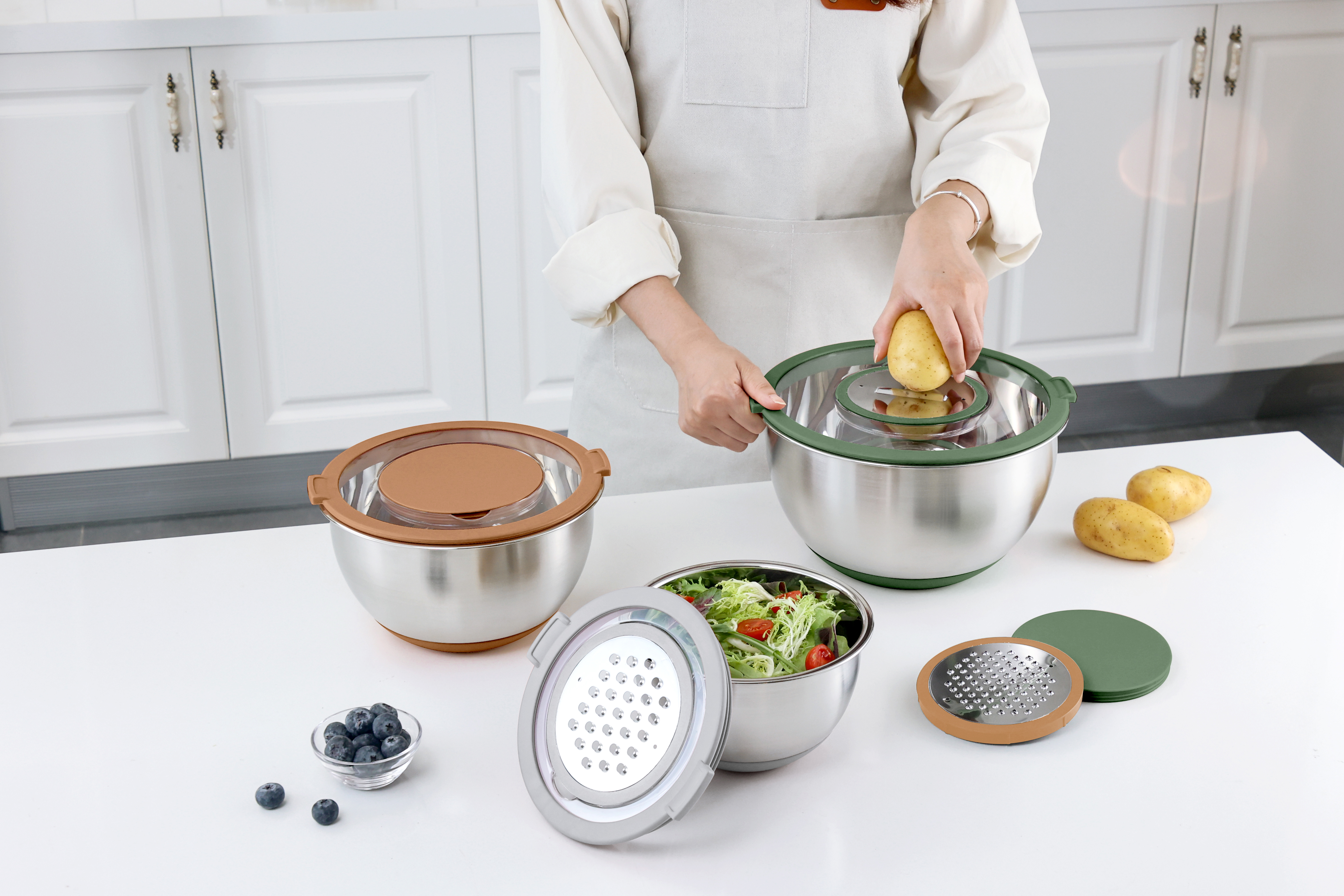 Stainless Steel Mixing Bowl with Lid