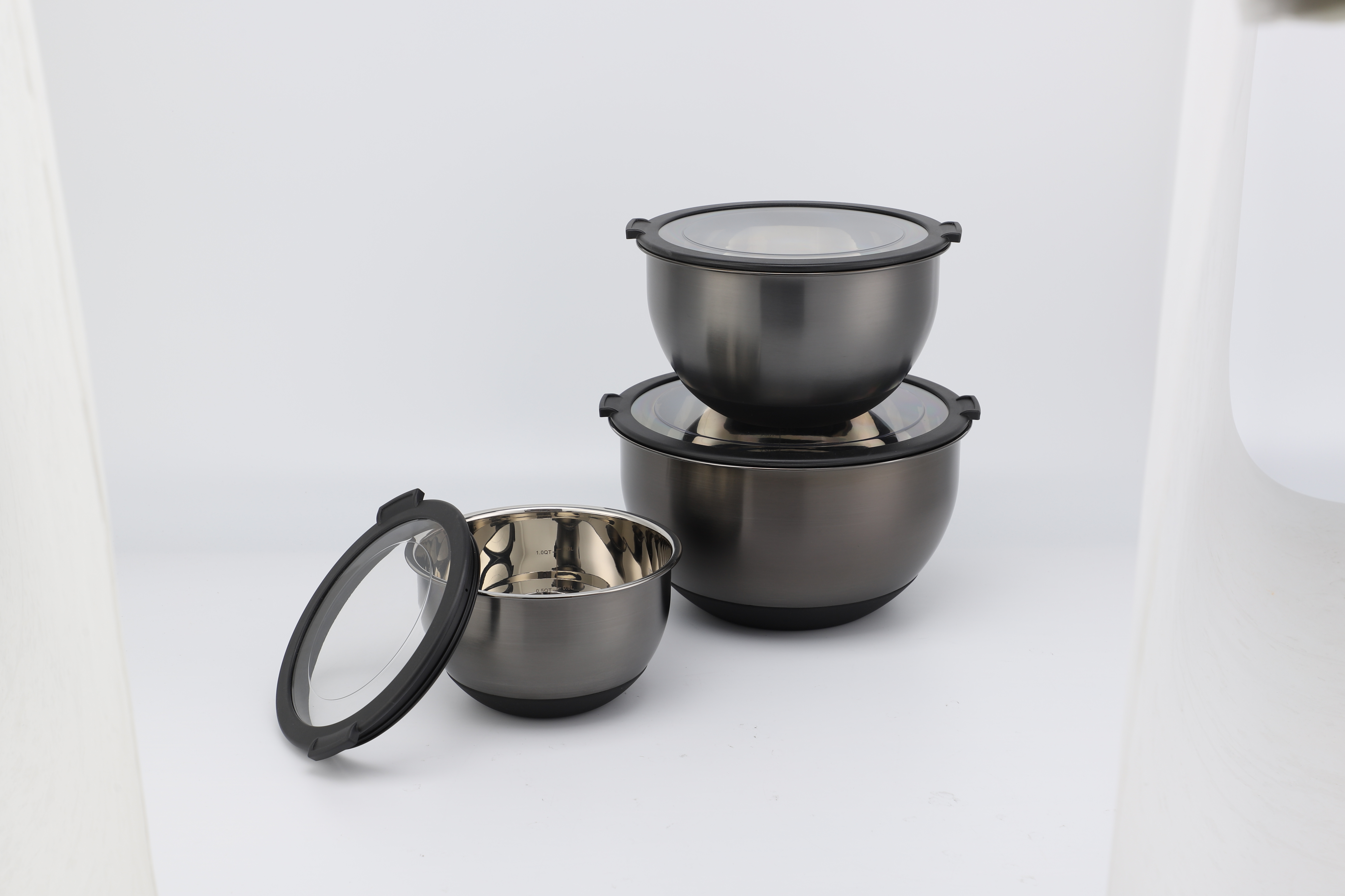 Kitchen Baking Salad Mixing Bowl Set 16/20/24/26/28cm Large Stainless Steel with Silicone Bottom Polished Technique