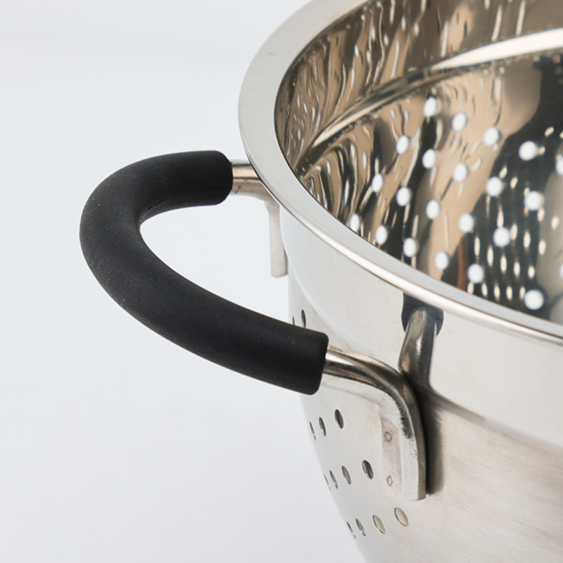 Fruit Vegetable Kitchen Strainer Colanders Set Stainless Steel Drain Wash Storage Drain Basket with Silicone Handle & Feet