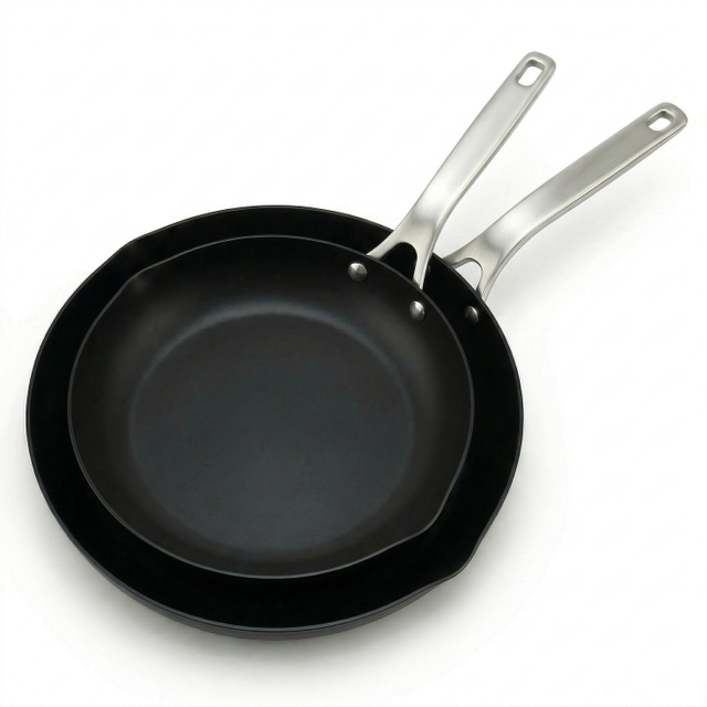 Factory Exclusive Design Seasoned 26/30CM 10/12 Inch Carbon Steel Naturally Non Stick Frying Pan Skillets Induction Compatible