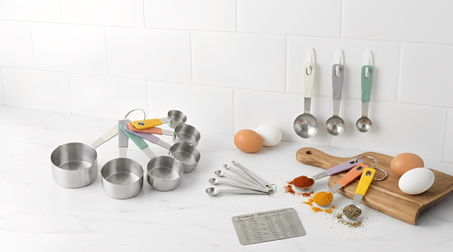 High Quality Stainless Steel Measuring Cups and Spoons Set of 12 with Silicone Handle